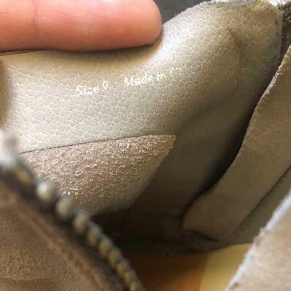 Booties - Picture 3 of 4